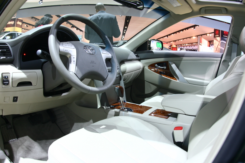 Illustration for article titled 2010 Toyota Camry: Detroit Reveal Makes Us Crave Vanilla Ice Cream